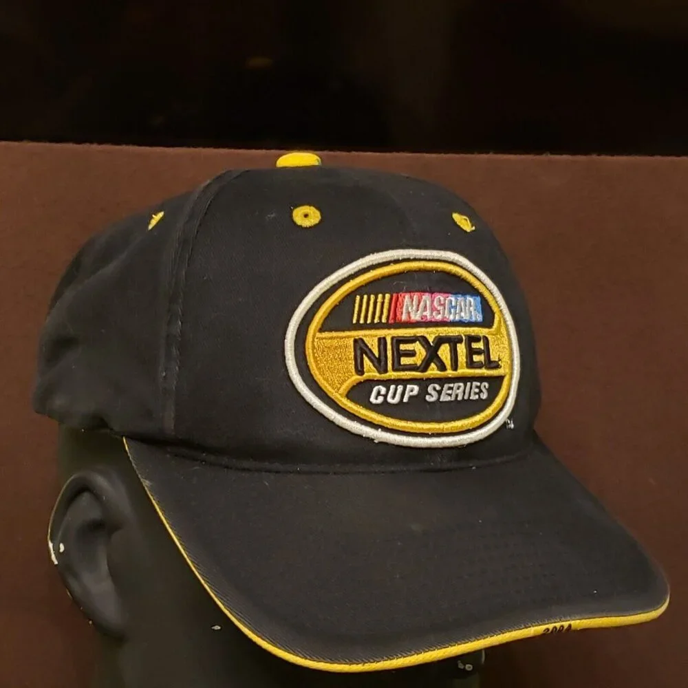Nascar Nextel Cup Series 2004 Checkered Flag Hat Cap Adjustable One‎ Size Black